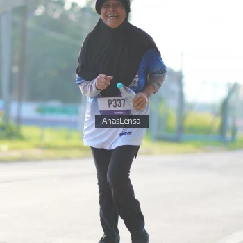 Runner Photo 3476696