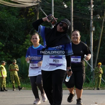 Runner Photo 3476716