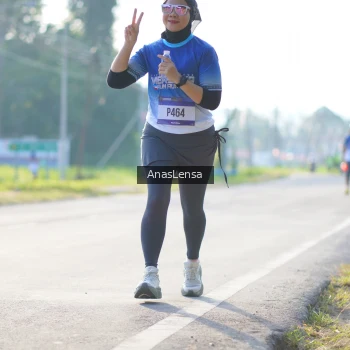 Runner Photo 3476744