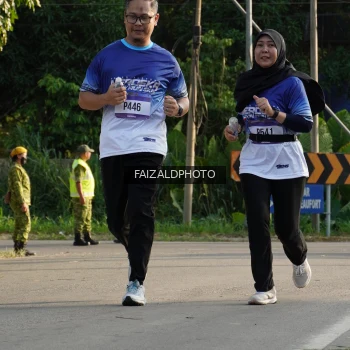 Runner Photo 3476747