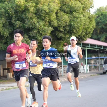 Runner Photo 3476755