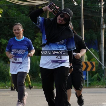 Runner Photo 3476756