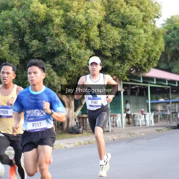 Runner Photo 3476760