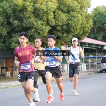 Runner Photo 3476782
