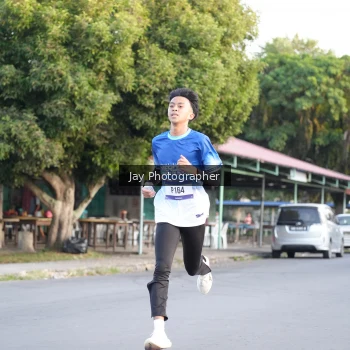 Runner Photo 3476788