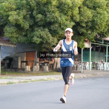 Runner Photo 3476806
