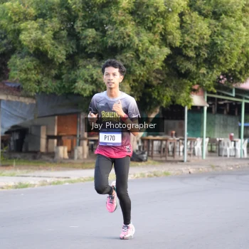 Runner Photo 3476810