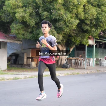 Runner Photo 3476814