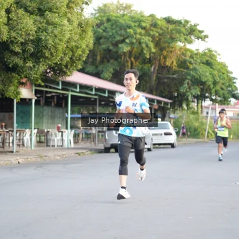 Runner Photo 3476825