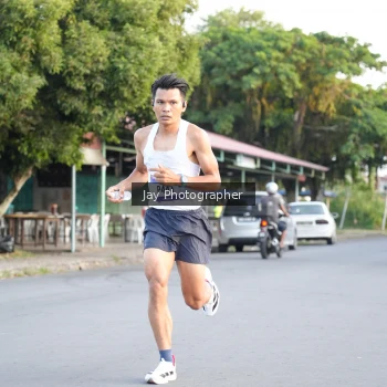 Runner Photo 3476836