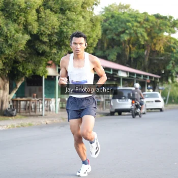 Runner Photo 3476841