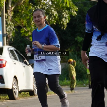 Runner Photo 3476843