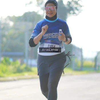 Runner Photo 3476857