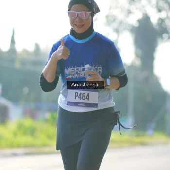 Runner Photo 3476865