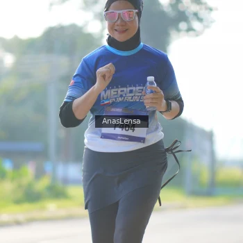 Runner Photo 3476867