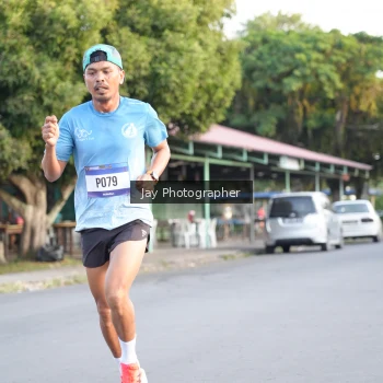 Runner Photo 3476868