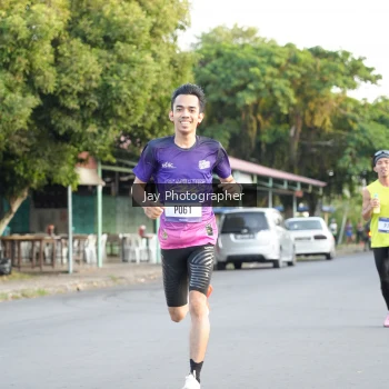 Runner Photo 3476878