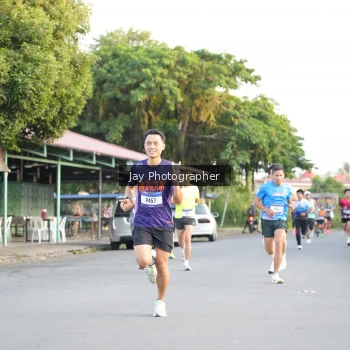 Runner Photo 3476894