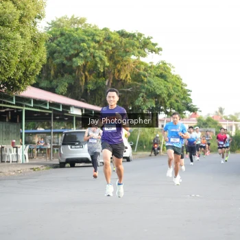 Runner Photo 3476895