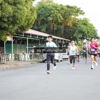 Runner Photo 3476923