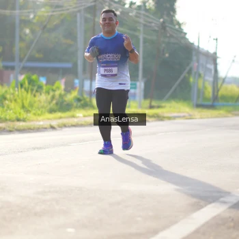 Runner Photo 3476954