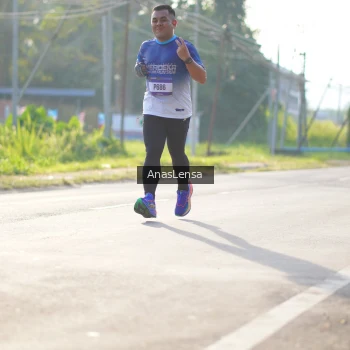 Runner Photo 3476957