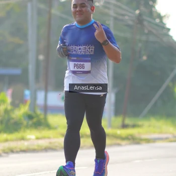 Runner Photo 3476958