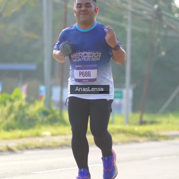 Runner Photo 3476959