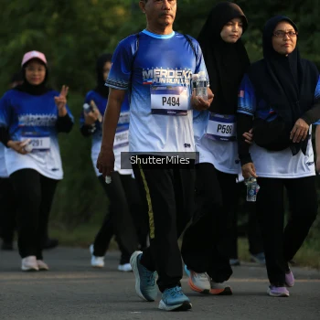 Runner Photo 3476975