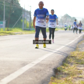 Runner Photo 3476982