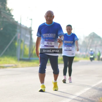 Runner Photo 3476983