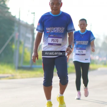 Runner Photo 3476984
