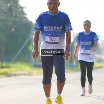 Runner Photo 3476996