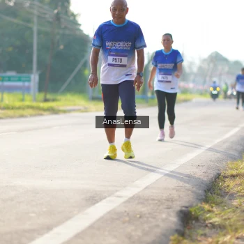 Runner Photo 3476997