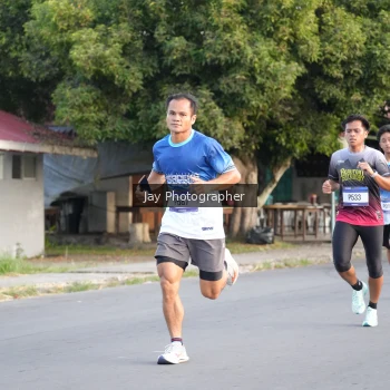 Runner Photo 3477005