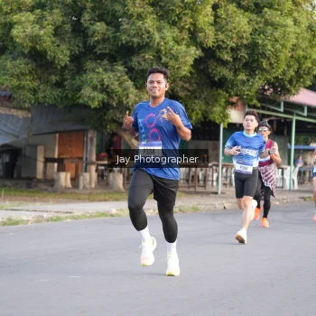 Runner Photo 3477025