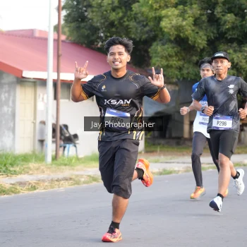 Runner Photo 3477036