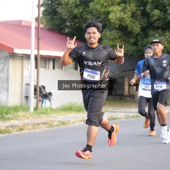 Runner Photo 3477046