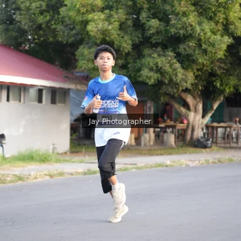 Runner Photo 3477049