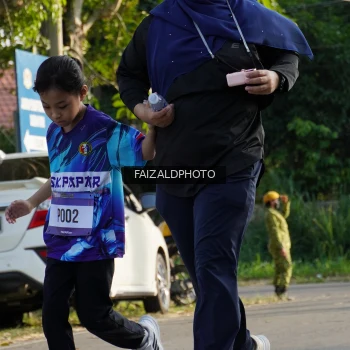 Runner Photo 3477114