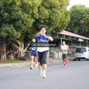 Runner Photo 3477115