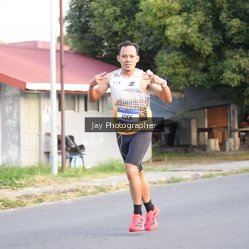 Runner Photo 3477153