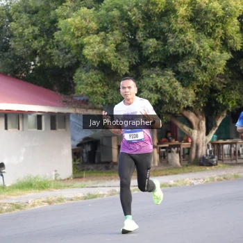 Runner Photo 3477172