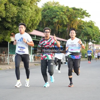 Runner Photo 3477204