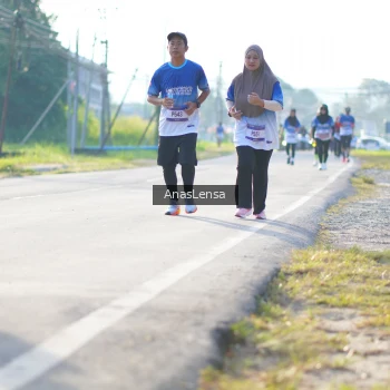 Runner Photo 3477220