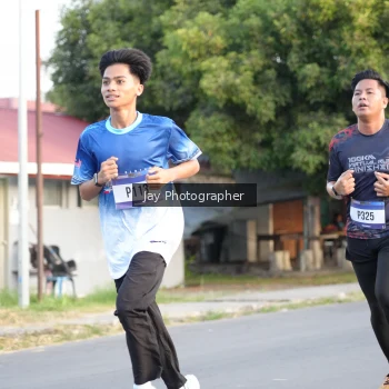 Runner Photo 3477222