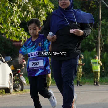 Runner Photo 3477288