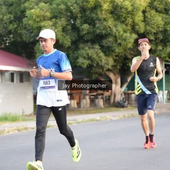 Runner Photo 3477290