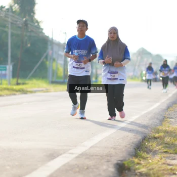 Runner Photo 3477292