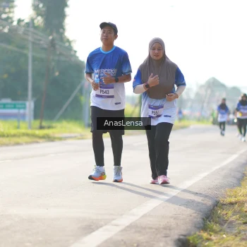 Runner Photo 3477310